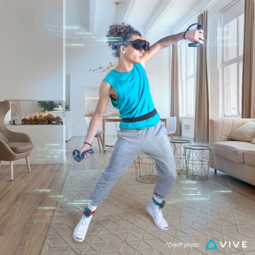 Vive Ultimate Tracker - Lifestyle 3