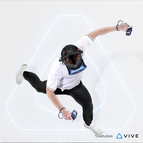 HTC Vive Pack Wireless lifestyle